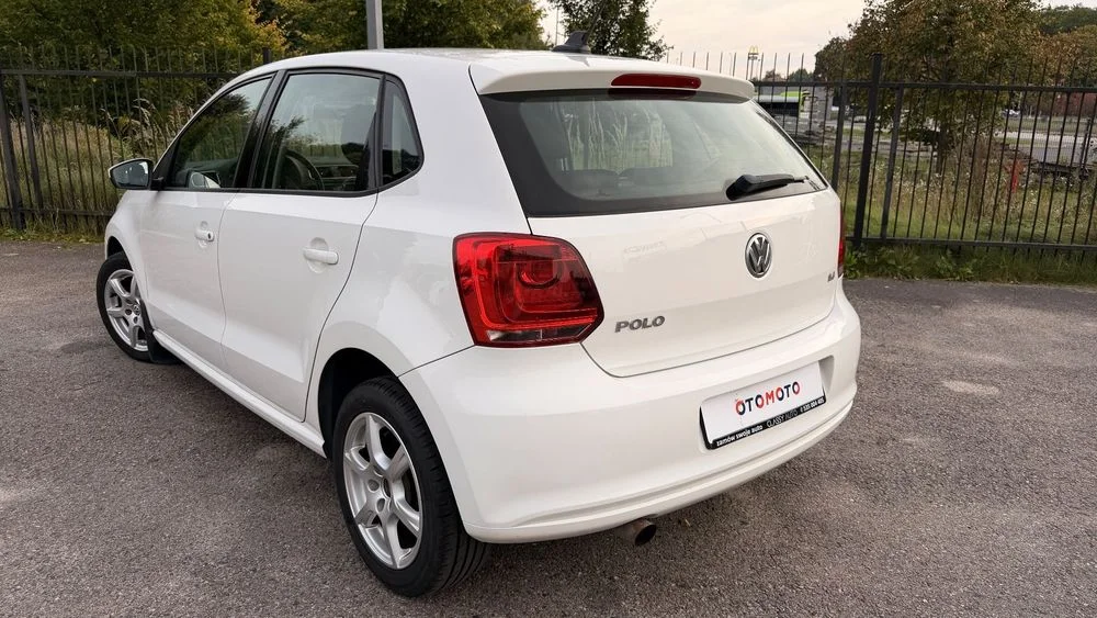 Volkswagen Polo 1.4 benzyna pełna historia idealny stan bezwypadkowy – zdjęcie 4
