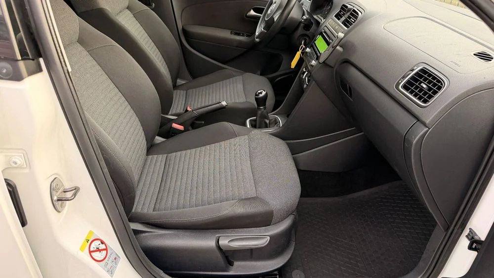 Volkswagen Polo 1.4 benzyna pełna historia idealny stan bezwypadkowy – zdjęcie 6