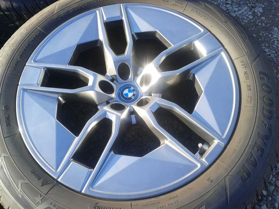 oryginalne r20 5x112 20cali felgi jak nowe mielec bmw ix g01 g02 g30 g20 ix40 ix50 szare oem x3 x4 x5 mercedes volkswagen audi elektryk ixm seat skoda – zdjęcie 3