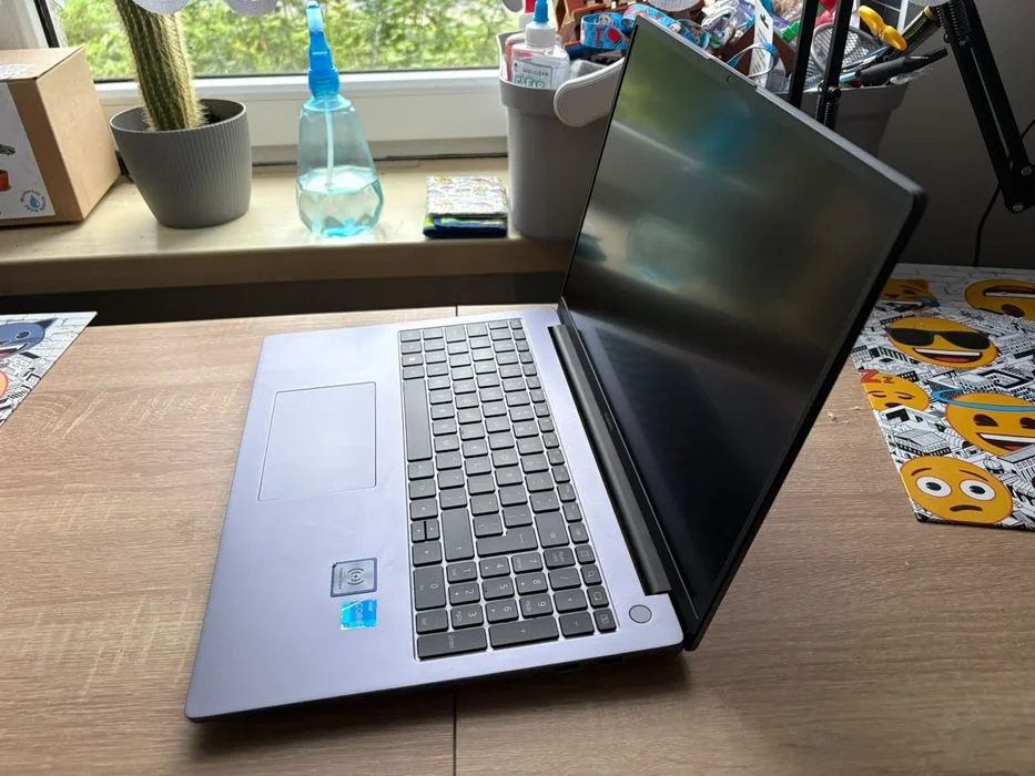 Huawei MateBook D16 (i5-12450H, 16GB RAM, 512GB SSD) – bardzo dobry stan – zdjęcie 2