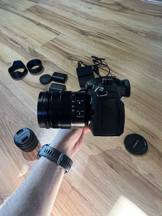 Panasonic Lumix GH5 + Leica 12-60 f/2.8-4 + 25 mm f/1.7 – V-Log – 3 baterie – zdjęcie 3