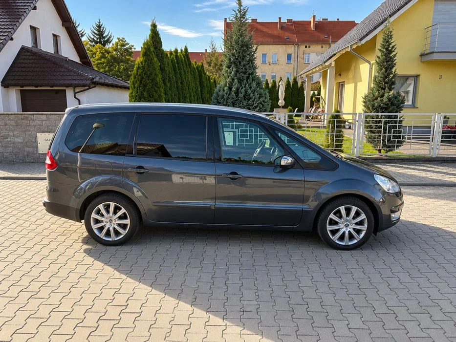 Ford Galaxy 2.0 TDCi 140 KM – 2009 – 7-osobowy – Bogate wyposażenie – Zadbany – zdjęcie 3
