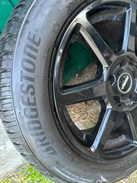 Koła komplet Bridgestone – zdjęcie 2