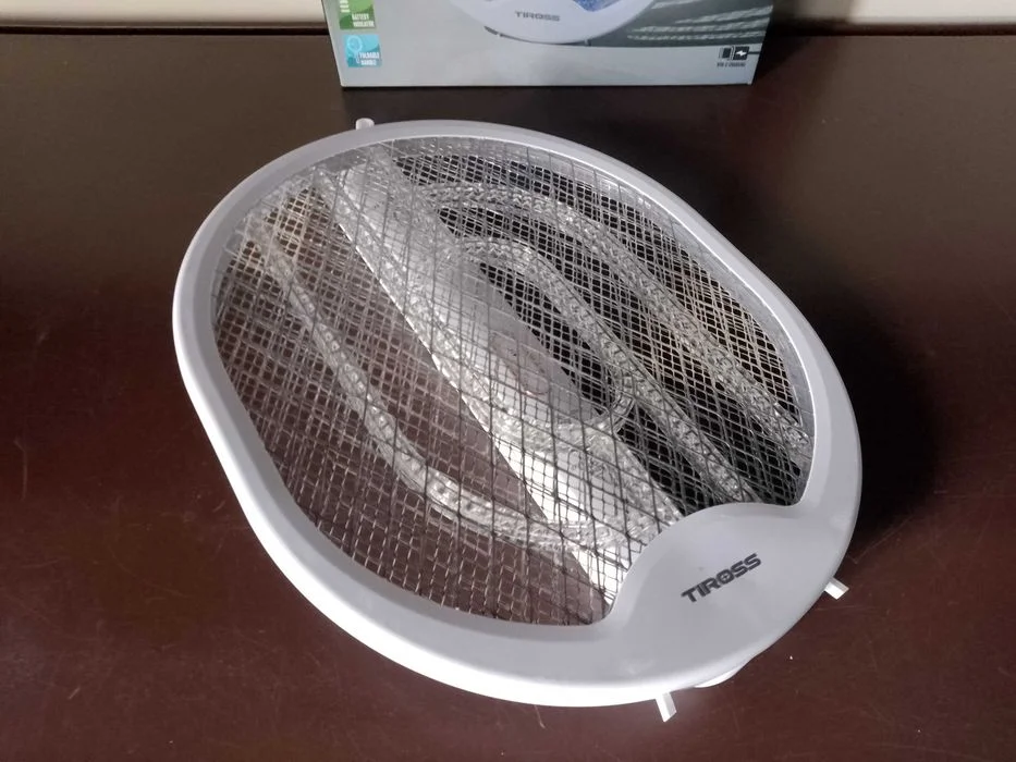 ŁAPKA OWADOBÓJCZA elektryczna packa składana tiross na muchy komary ta – zdjęcie 3