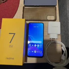 Realme 7 Pro bardzo dobry stan