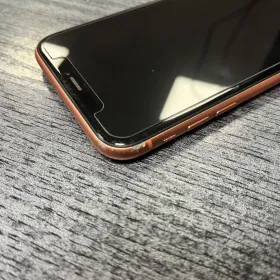 Sprzedam IPhone XR 64GB