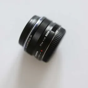 Obiektyw M.Zuiko 17 mm 1.8