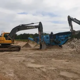 kruszenie gruzu wynajm kruszarki usługi kruszarką