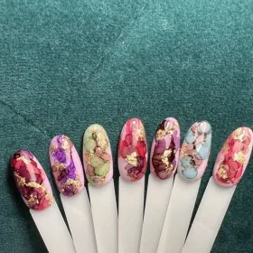 przedlużenie paznokci uzupełnienie paznokci żel hybryda manicure