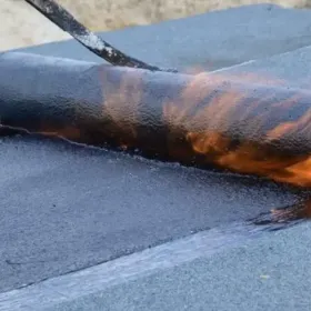 Remont dachu Dekarz,wymiana papy.Papa. Styropapa.Ocieplenie dachu