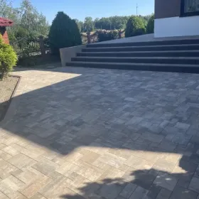 Brukarstwo. Układanie kostki brukowej