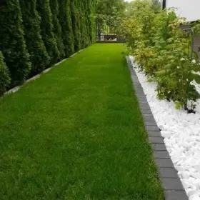 kompleksowe wykonywanie ogrodów minikoparka glebogryzarka podnośnik