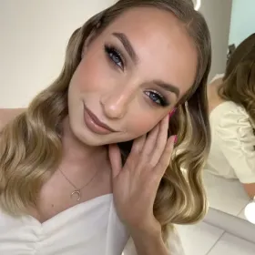 Makijaż i fryzura|lekcja makijażu|brwi|rzęsy|fryzury 2023|2024