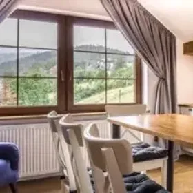 Willa Maya pokoje i apartamenty w centrum Karpacza .