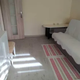 wynajem pokoju z kuchnią i łazienką