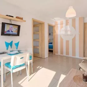 DOMKI w ROWACH, nad morzem ,Wakacje , SŁOŃCE, Urlop ,